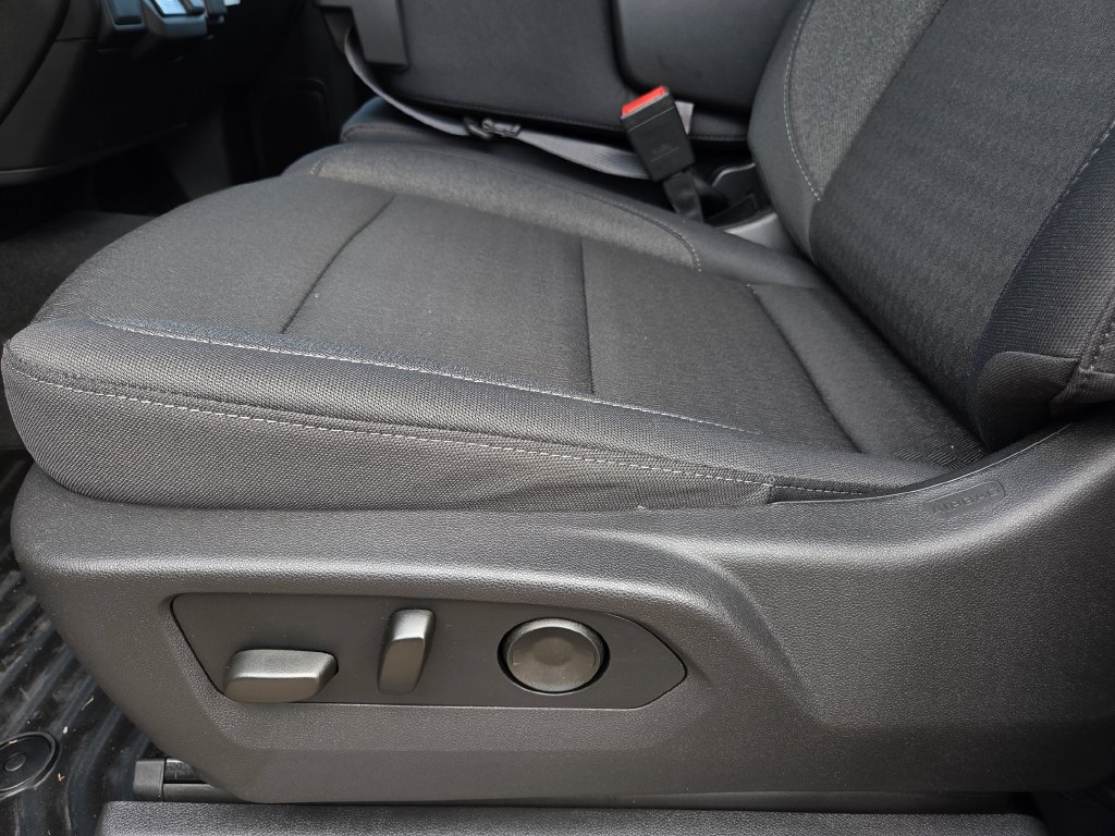 New 2026 Chevrolet Silverado 1500 Custom Trail Boss w/ Turbomax Blackout Package AWD/4WD image 14