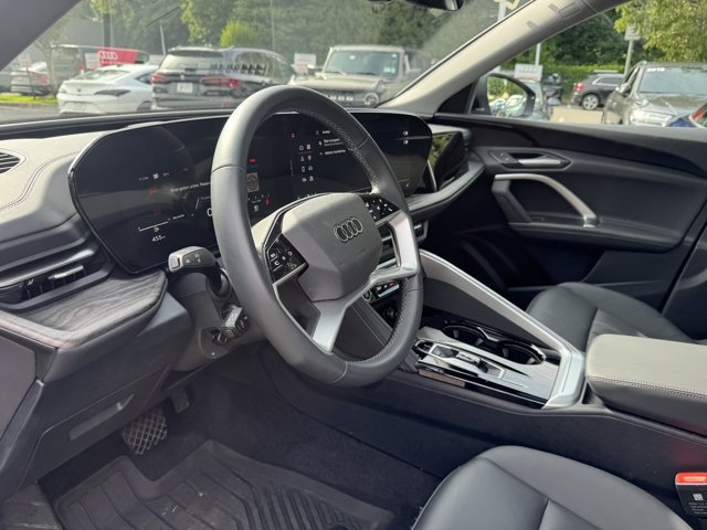 Used 2025 Audi Q5 Premium w/ Convenience Package AWD/4WD image 26