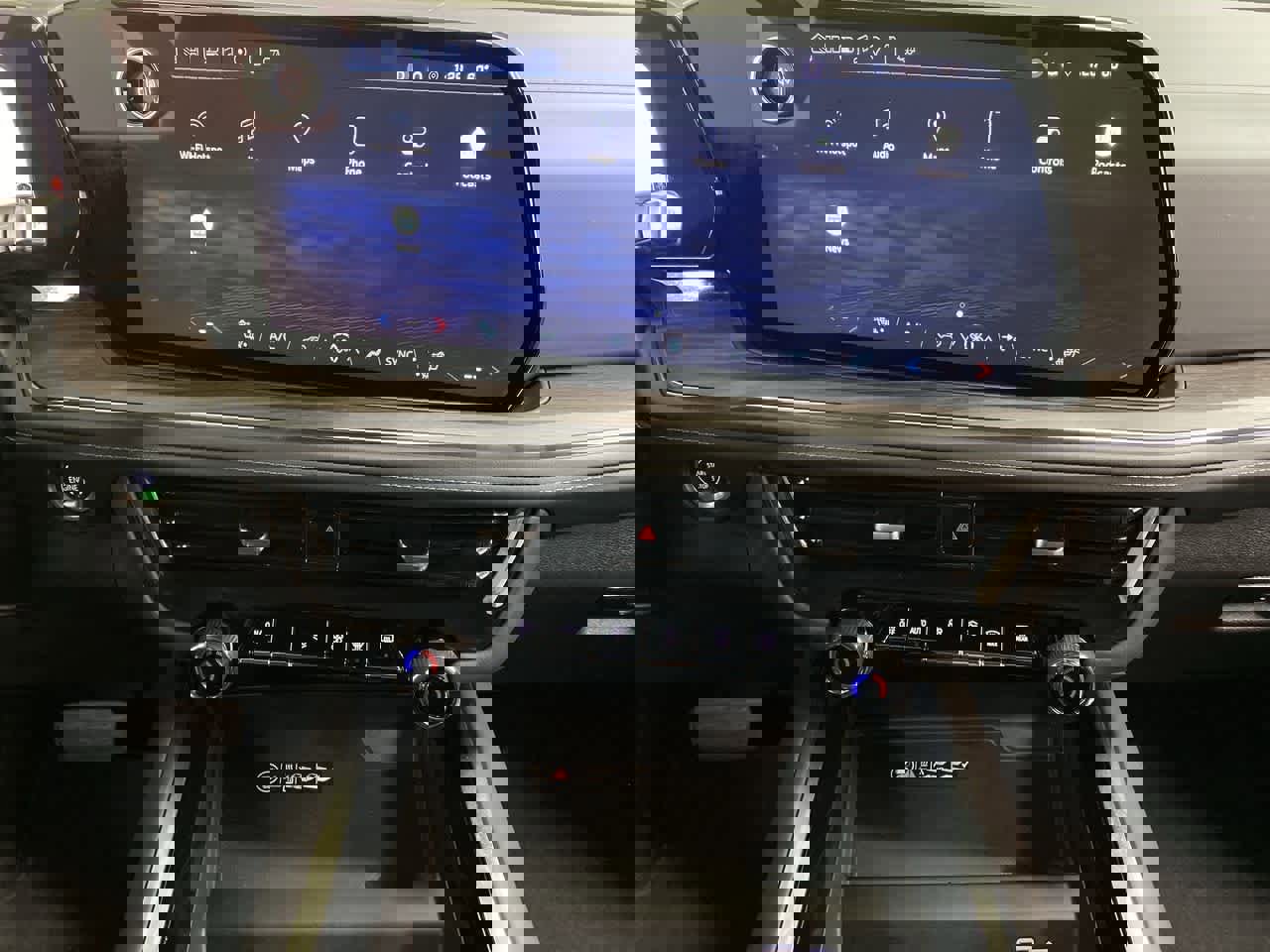 Used 2025 Chevrolet Tahoe Z71 image 25