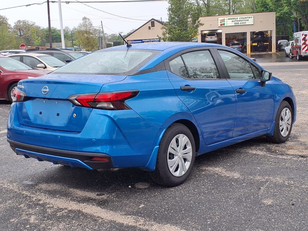 Used 2024 Nissan Versa S w/ Trunk Package image 5