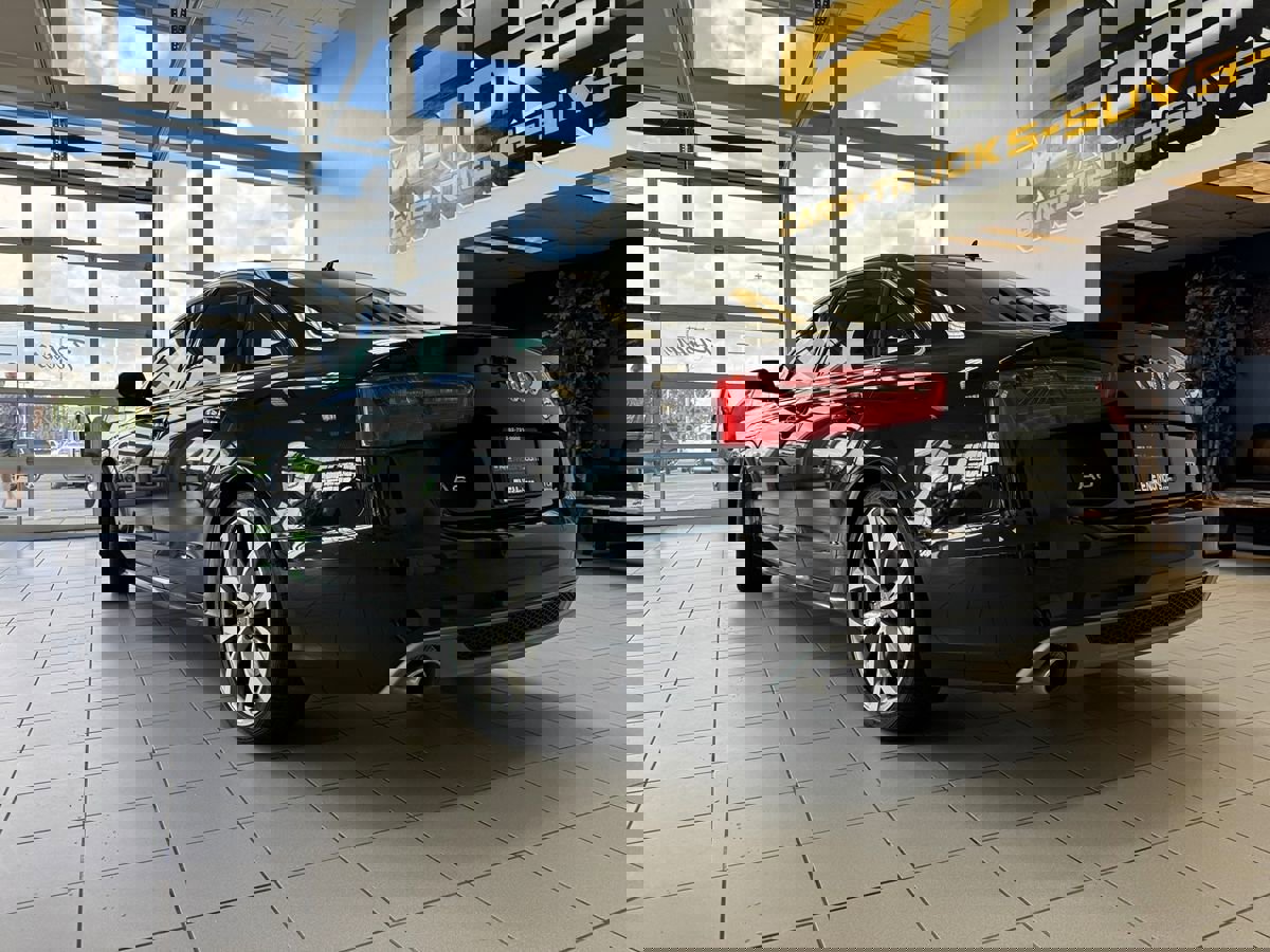 Used 2015 Audi A6 TDI Premium Plus w/ 19" Sport Package image 4