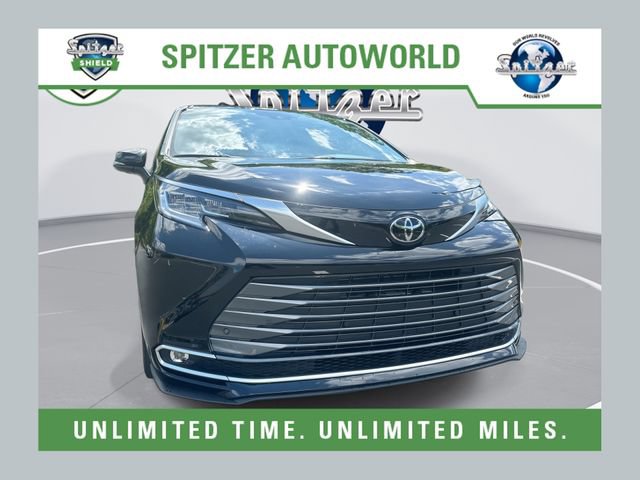 New 2026 Toyota Sienna Limited