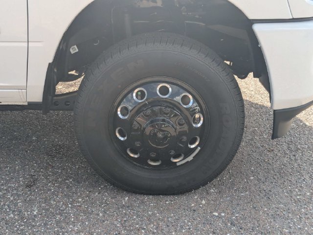 New 2026 RAM 3500 Big Horn AWD/4WD image 12