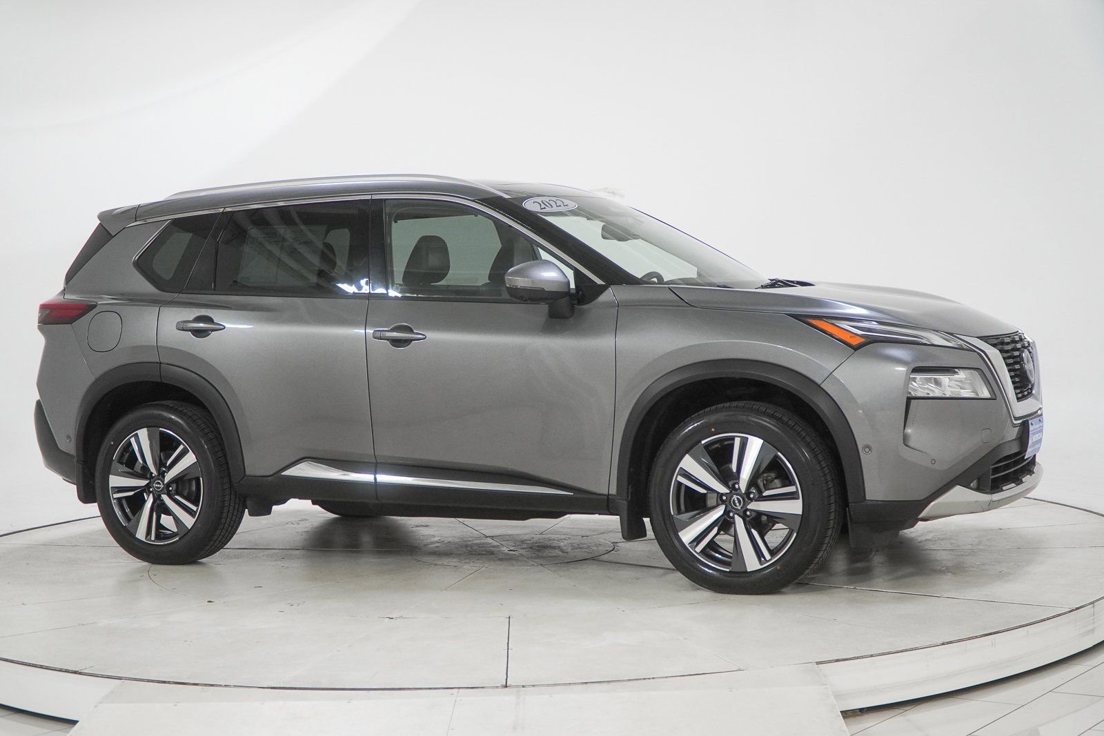 Used 2022 Nissan Rogue Platinum w/ Head-Up Display Package image 15