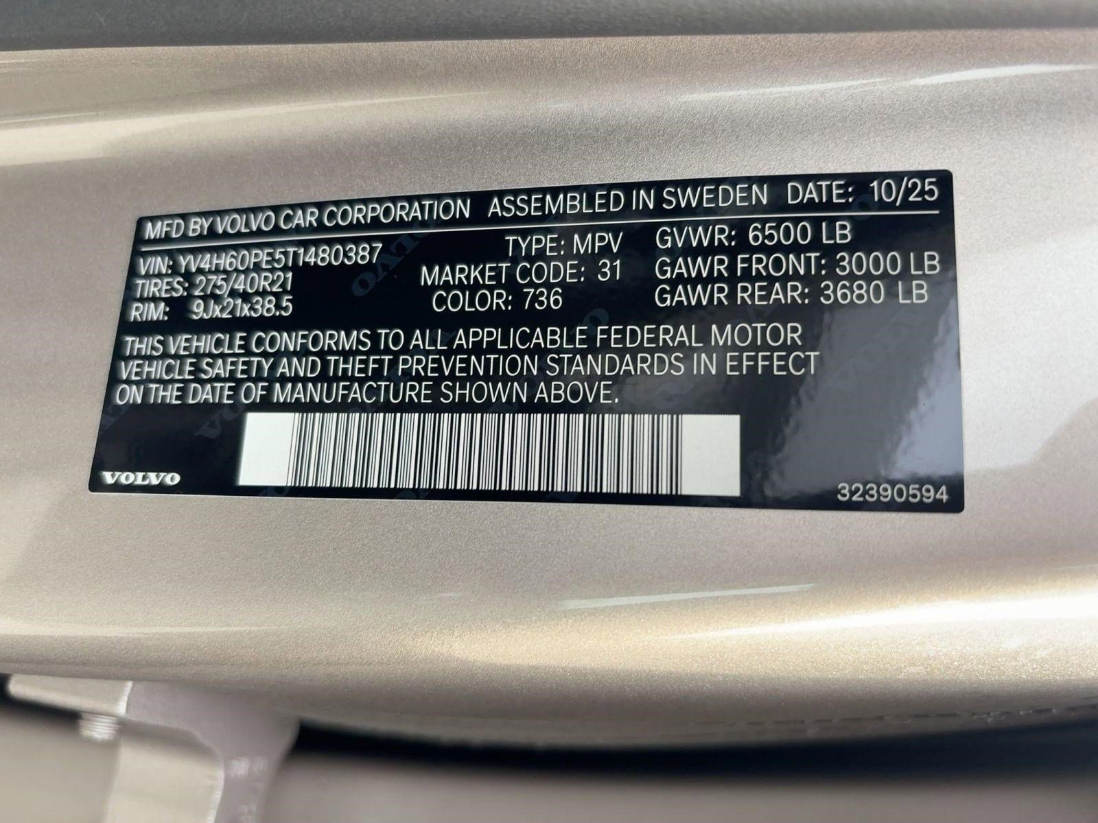 New 2026 Volvo XC90 T8 Plus w/ Protection Package Premier image 21