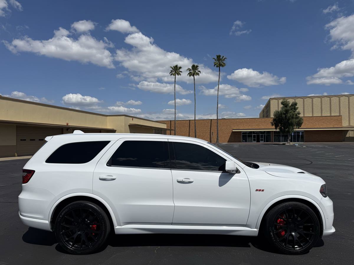 Used 2018 Dodge Durango SRT w/ Technology Group AWD/4WD image 9