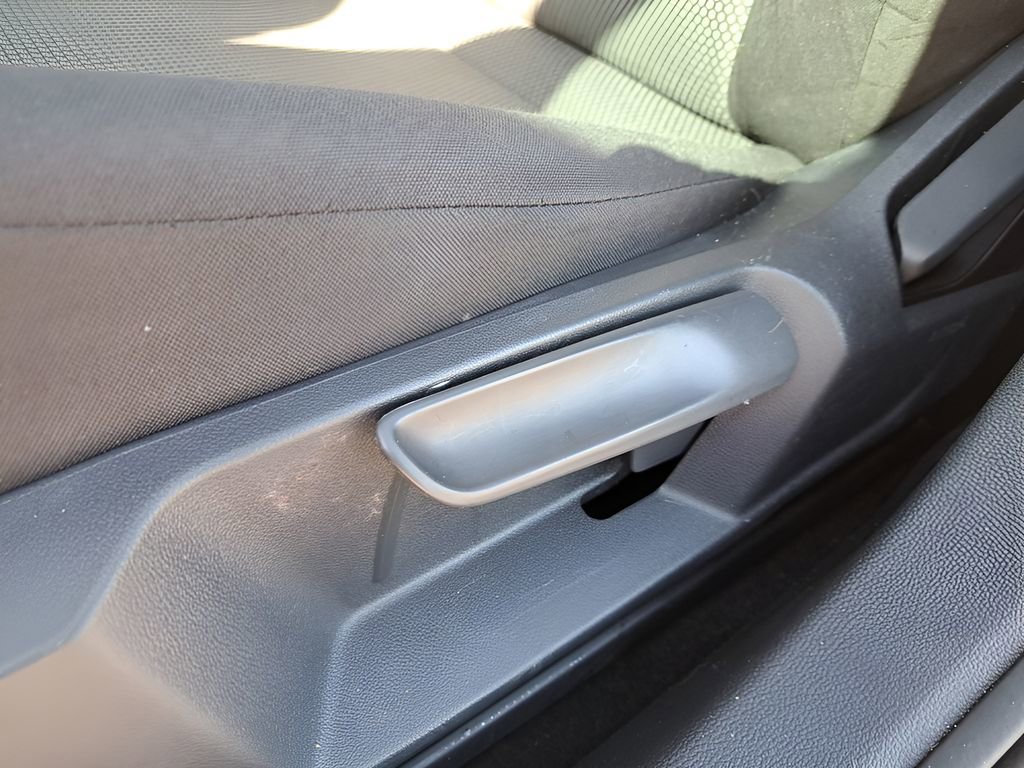 Used 2020 Volkswagen Jetta S image 14