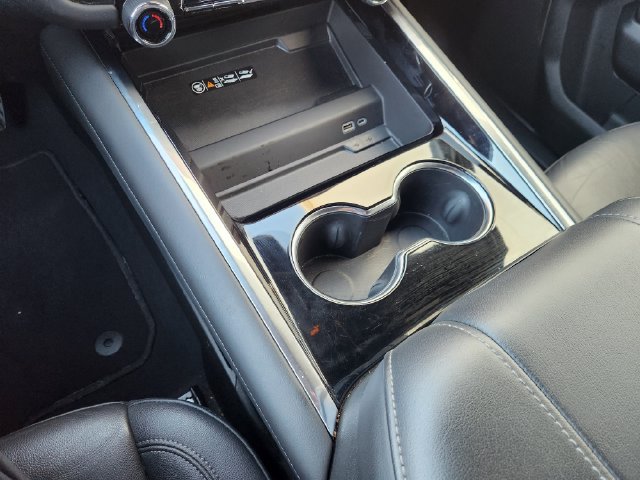 Used 2025 Chevrolet Tahoe LT AWD/4WD image 23