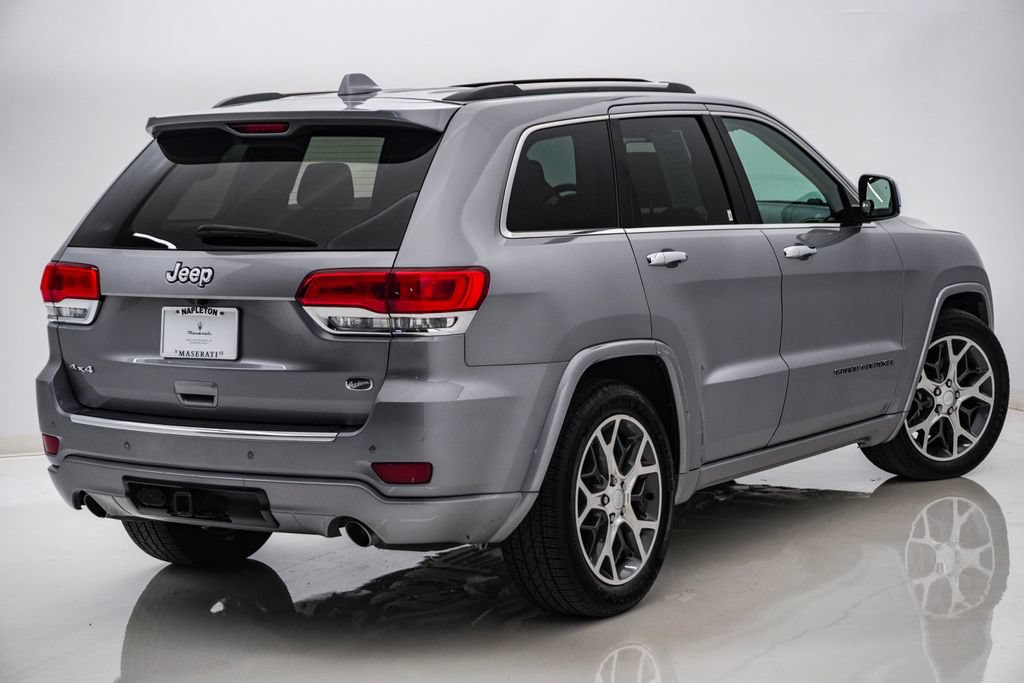 Used 2019 Jeep Grand Cherokee Overland AWD/4WD image 11