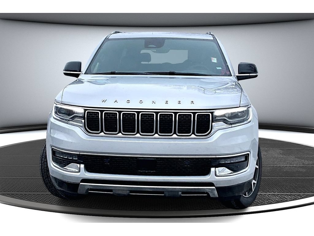 Used 2024 Jeep Wagoneer Series III AWD/4WD image 4