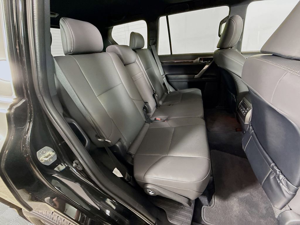 Certified 2023 Lexus GX 460 Premium w/ Premium Package AWD/4WD image 28
