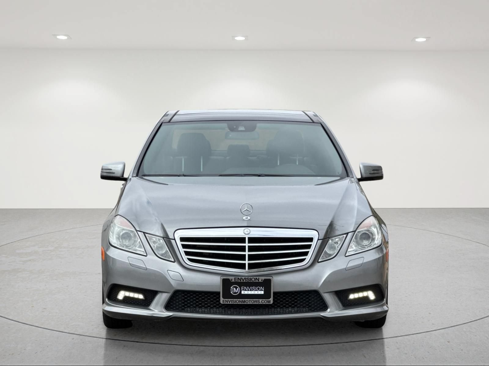 Used 2011 Mercedes-Benz E 350 BlueTEC Sedan image 9