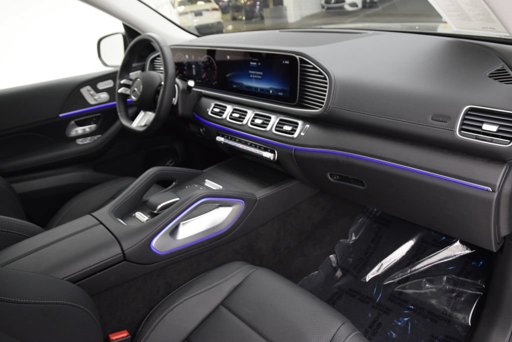 Used 2026 Mercedes-Benz GLS 450 4MATIC image 15