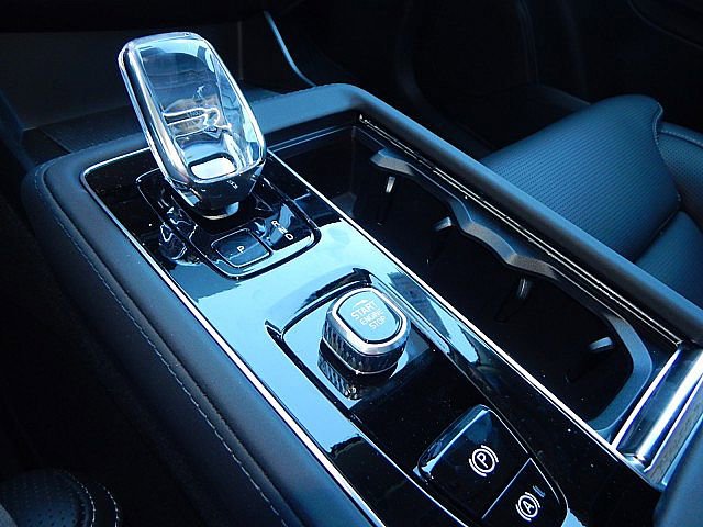 New 2026 Volvo XC90 B6 Ultra w/ Lounge Package image 18