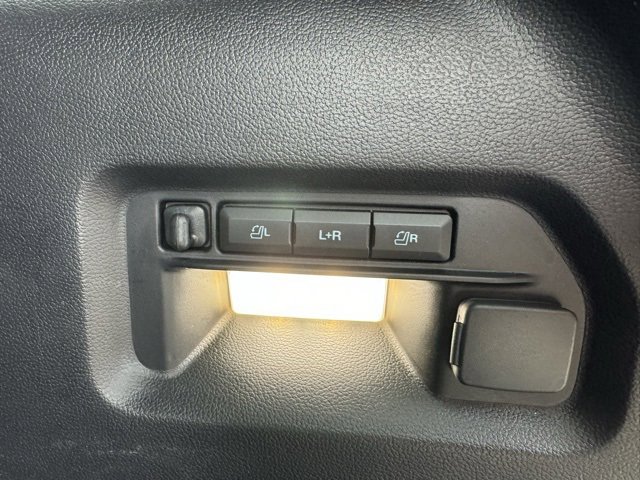 Used 2022 Ford Explorer Platinum w/ Equipment Group 601A image 10