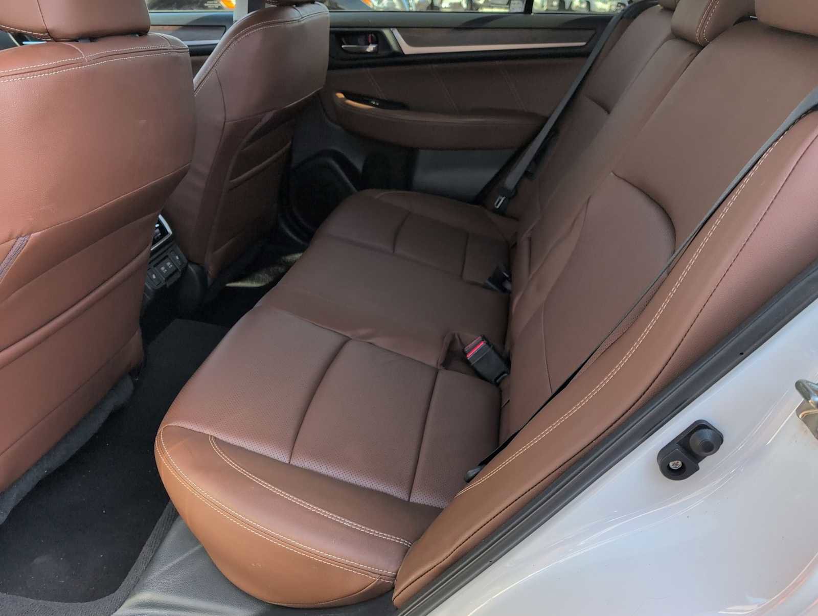 Used 2019 Subaru Outback 3.6R Touring image 19