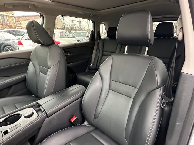 Used 2023 Nissan Rogue SL w/ SL Premium Package image 9