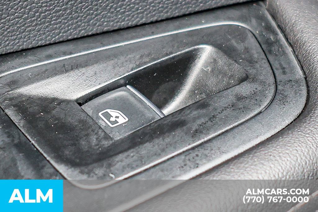 Used 2025 Volkswagen Atlas SE image 58