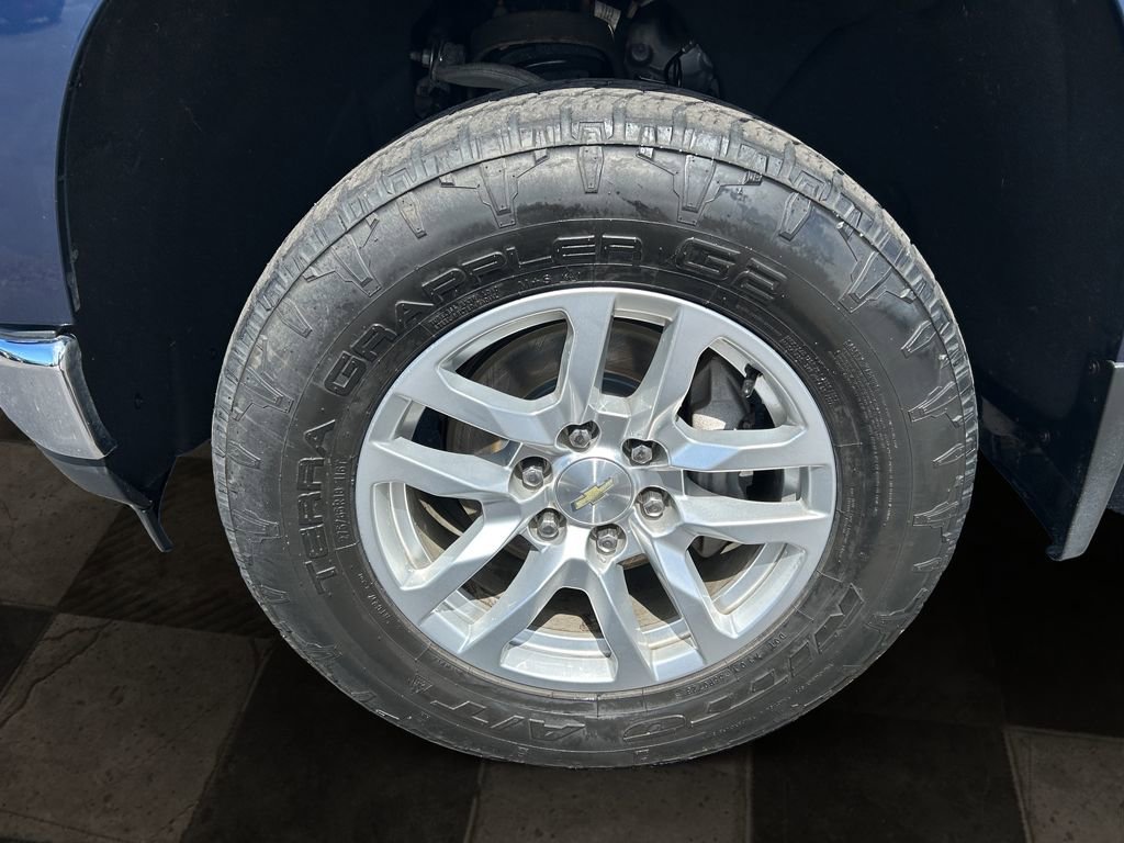 Certified 2019 Chevrolet Silverado 1500 LT w/ All-Star Edition AWD/4WD image 9