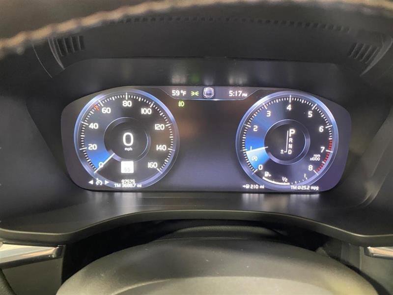 Used 2021 Volvo XC60 T5 R-Design AWD/4WD image 21