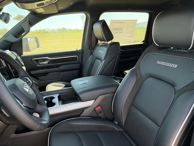 New 2027 RAM 1500 Laramie w/ Night Edition AWD/4WD image 8