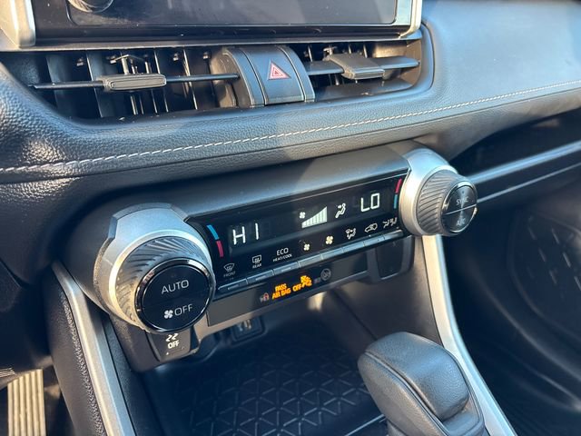 Used 2025 Toyota RAV4 XLE image 22