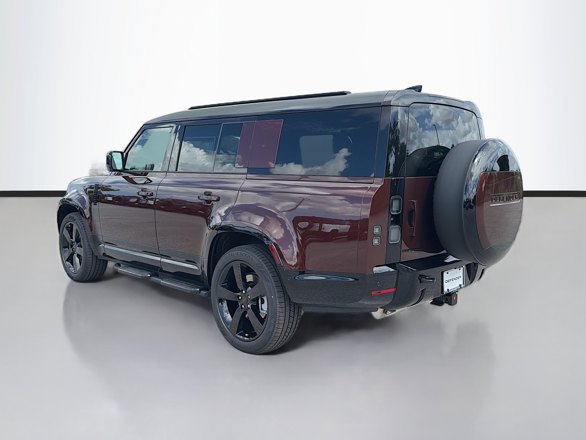 New 2026 Land Rover Defender 130 X-Dynamic SE AWD/4WD image 3