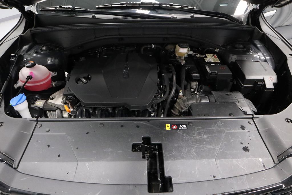 Used 2025 Kia Sorento S image 18