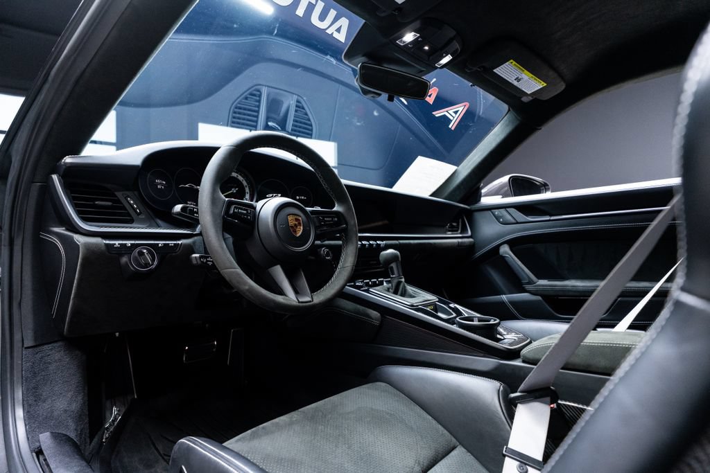 Used 2022 Porsche 911 GT3 RWD image 35
