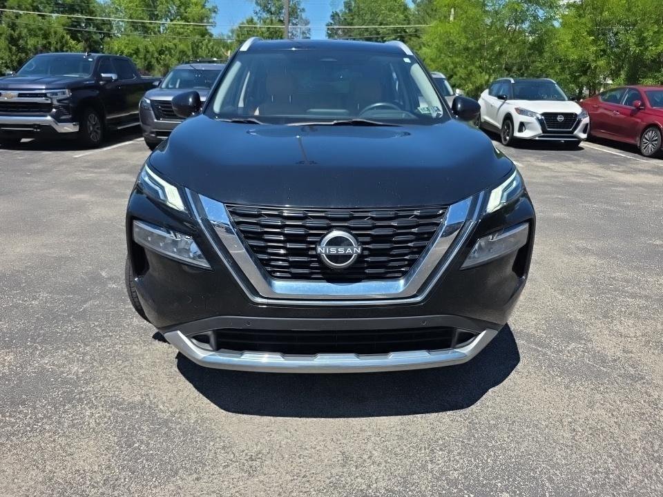Used 2021 Nissan Rogue Platinum AWD/4WD image 2