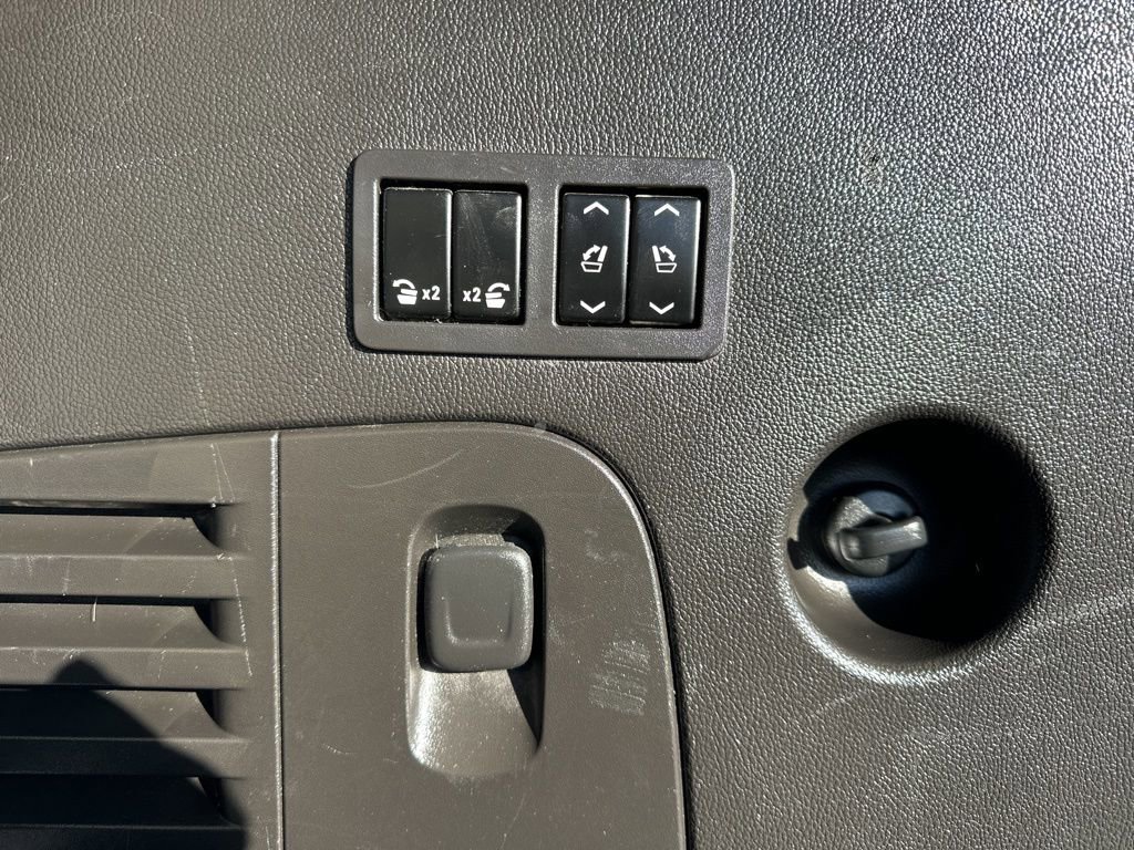 Used 2015 Chevrolet Tahoe LTZ image 13