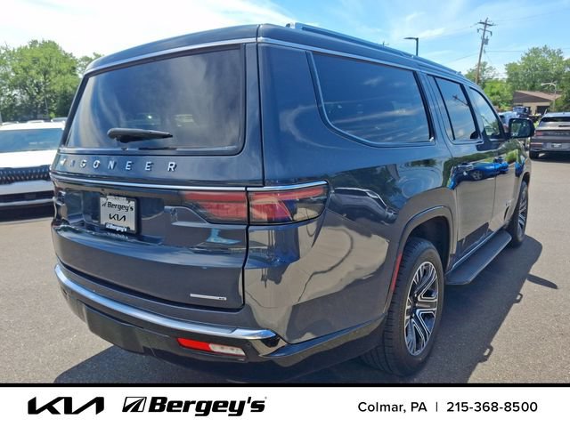 Used 2024 Jeep Wagoneer L Series II w/ Flexible Seating Group AWD/4WD image 5
