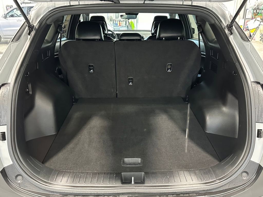 Used 2023 Kia Sportage X-Line image 30