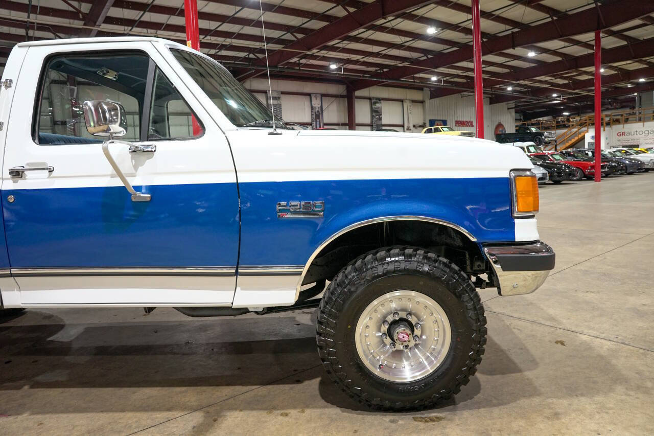 Used 1989 Ford F250 4x4 Regular Cab image 11