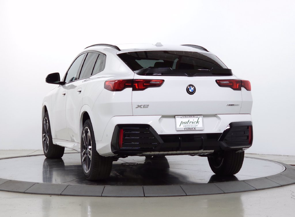 New 2026 BMW X2 xDrive28i w/ Technology Package AWD/4WD image 5
