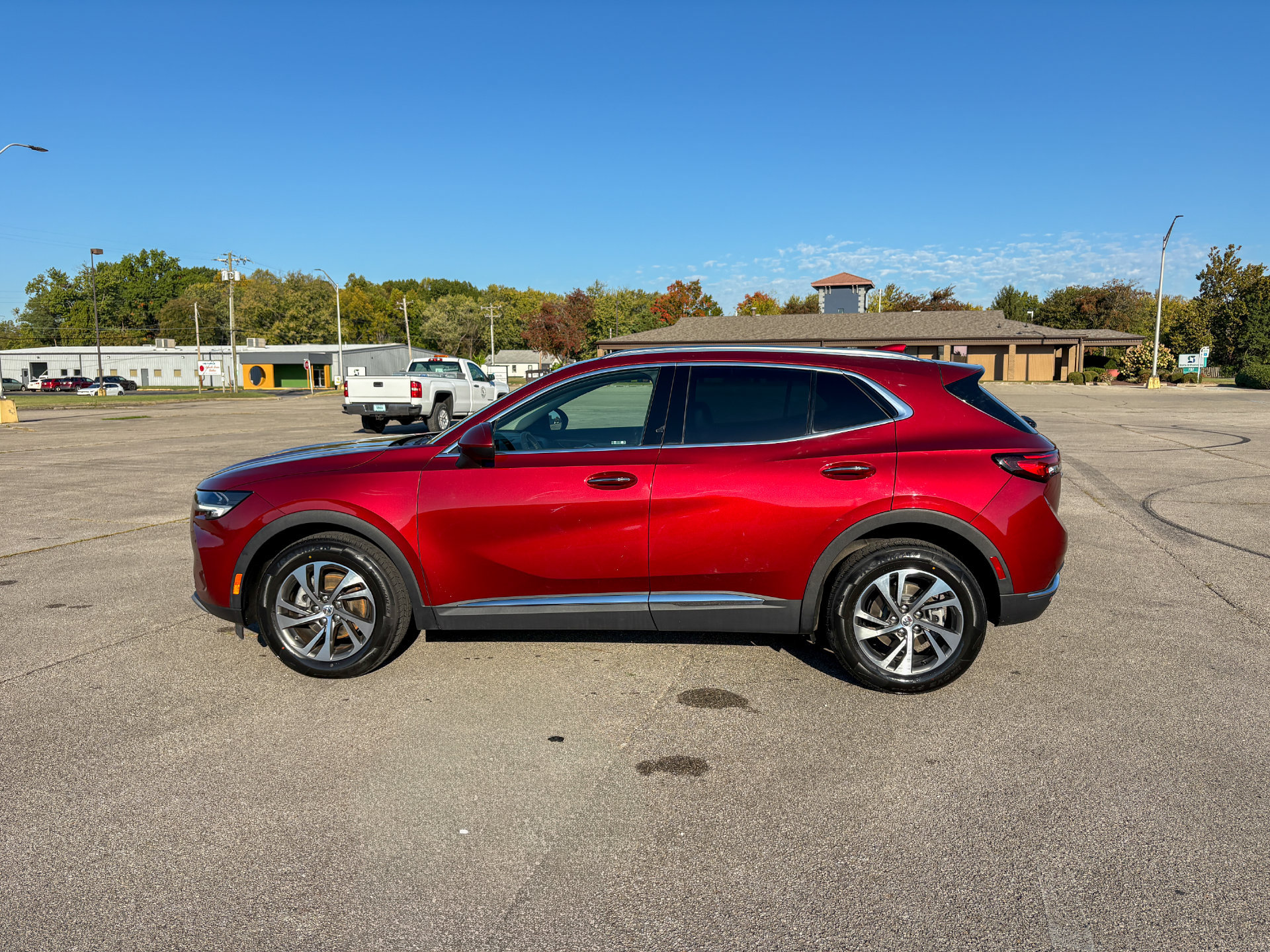 Used 2023 Buick Envision Essence FWD image 5