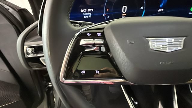 Used 2024 Cadillac Lyriq Tech RWD image 15