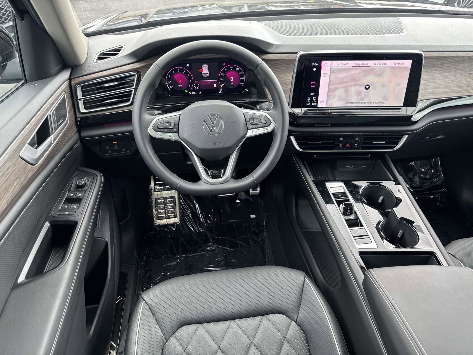 New 2026 Volkswagen Atlas SEL Premium R-Line image 9