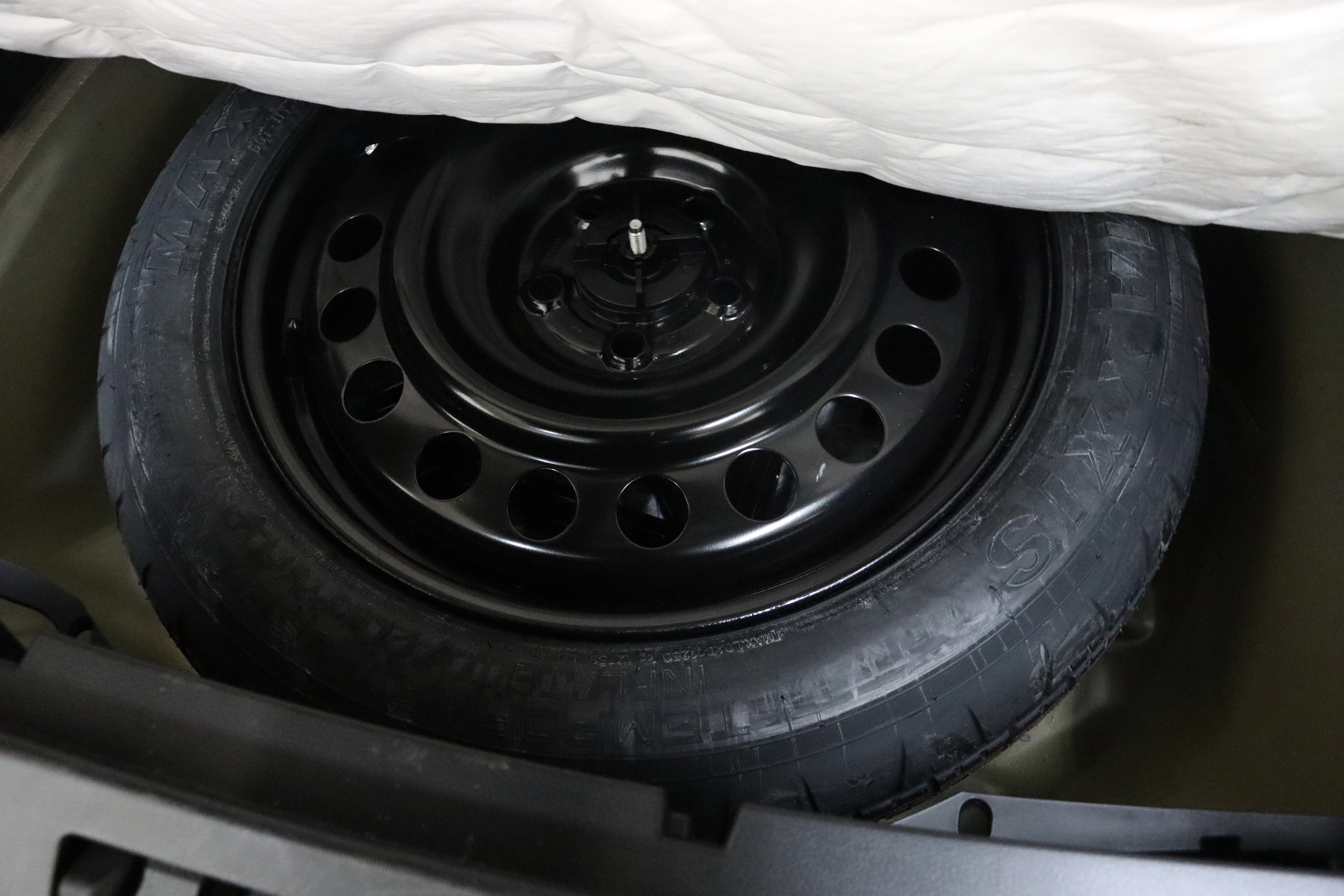 Used 2025 Ford Explorer ST-Line w/ ST-Line Street Pack image 7