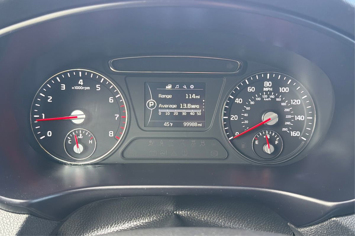 Used 2018 Kia Sorento LX image 16