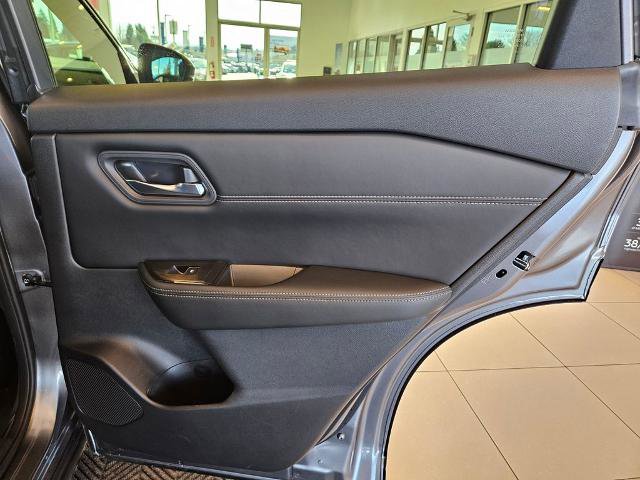 Certified 2025 Nissan Rogue SL image 28