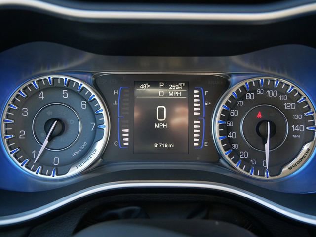 Used 2015 Chrysler 200 Limited w/ Convenience Group FWD image 27
