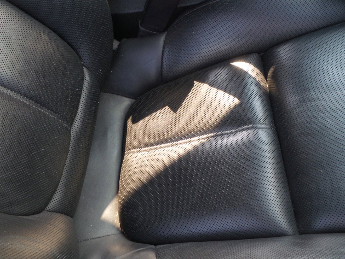 Used 2013 Porsche Cayenne GTS image 48