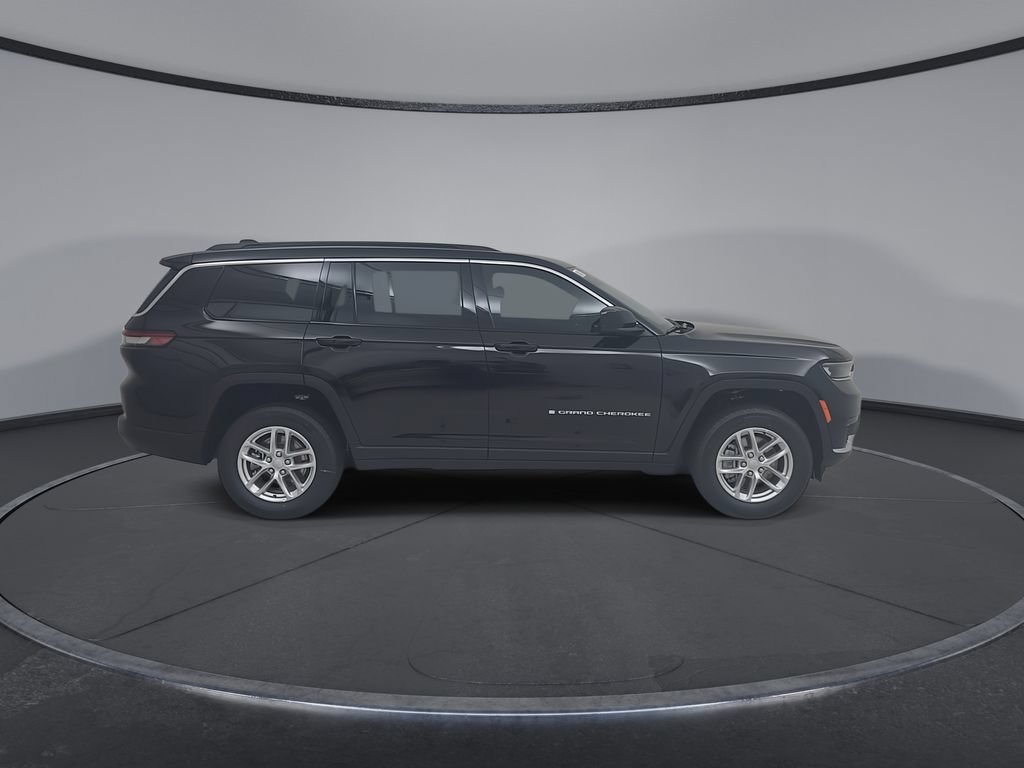New 2026 Jeep Grand Cherokee L Laredo AWD/4WD image 17