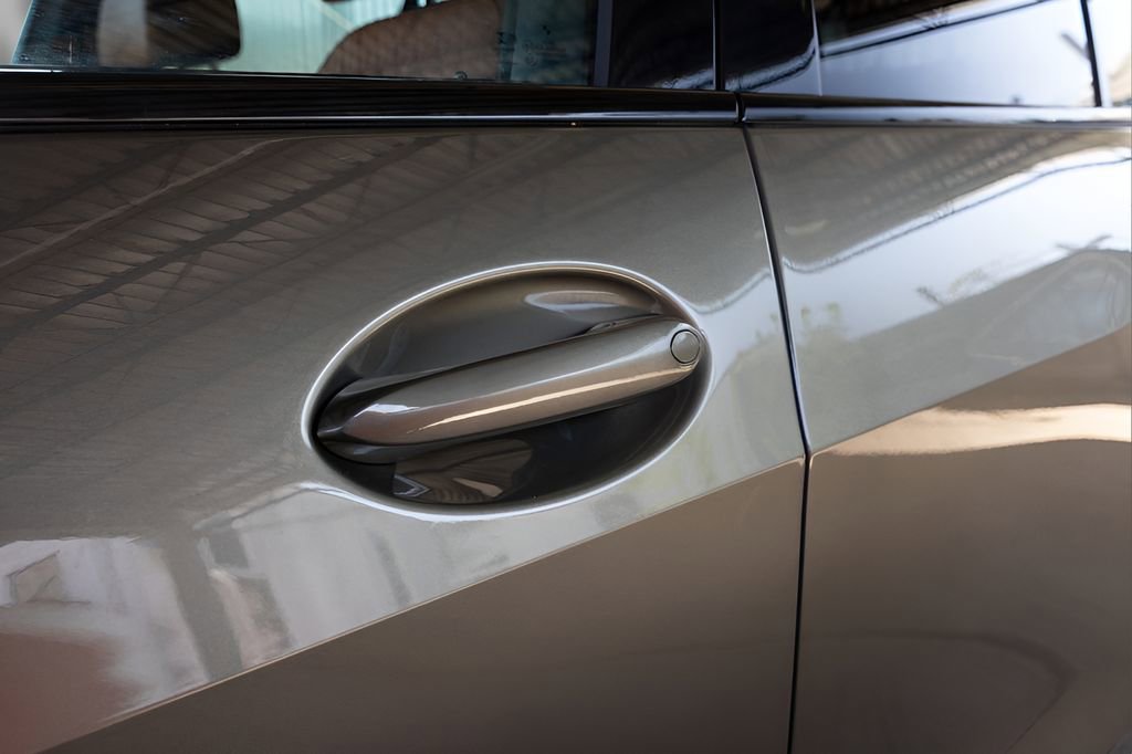 Used 2022 BMW X5 xDrive40i w/ M Sport Package AWD/4WD image 16