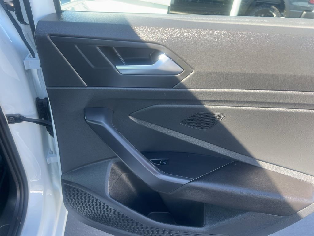 Used 2025 Volkswagen Jetta Sport image 39