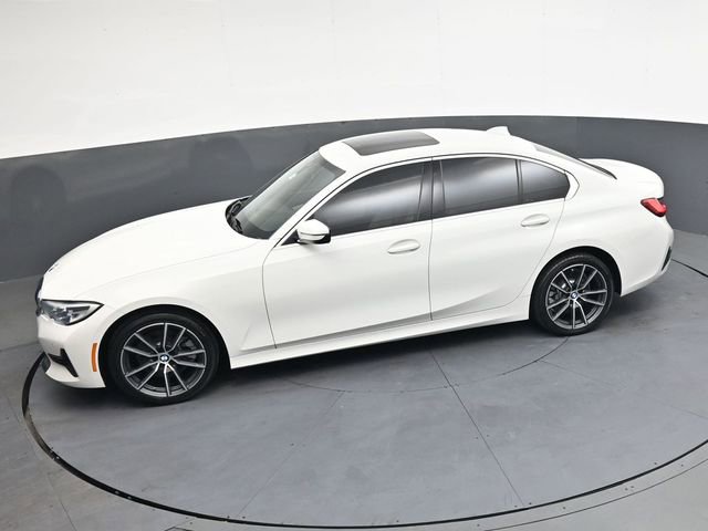Used 2019 BMW 330i Sedan w/ Driving Assistance Package image 32