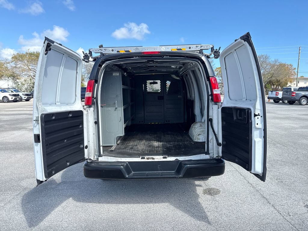 Used 2020 Chevrolet Express 2500 w/ Driver Convenience Package image 25