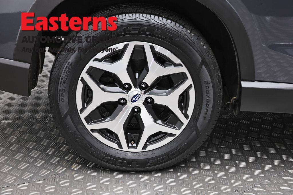 Used 2022 Subaru Forester Premium AWD/4WD image 31