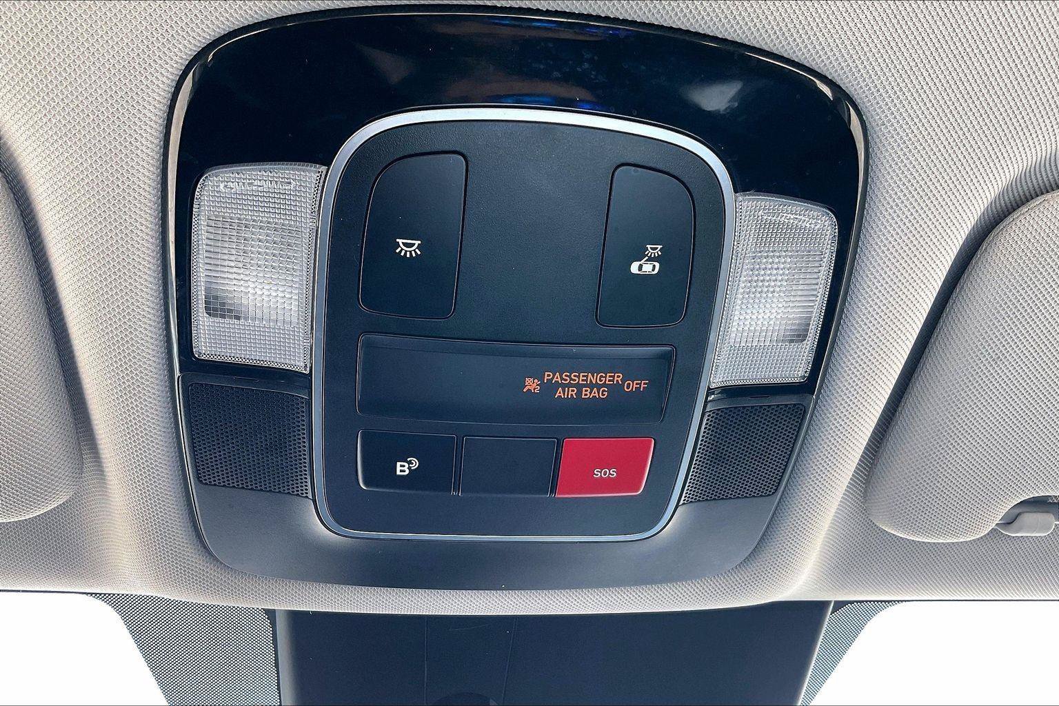 Used 2025 Hyundai Sonata SEL FWD image 35